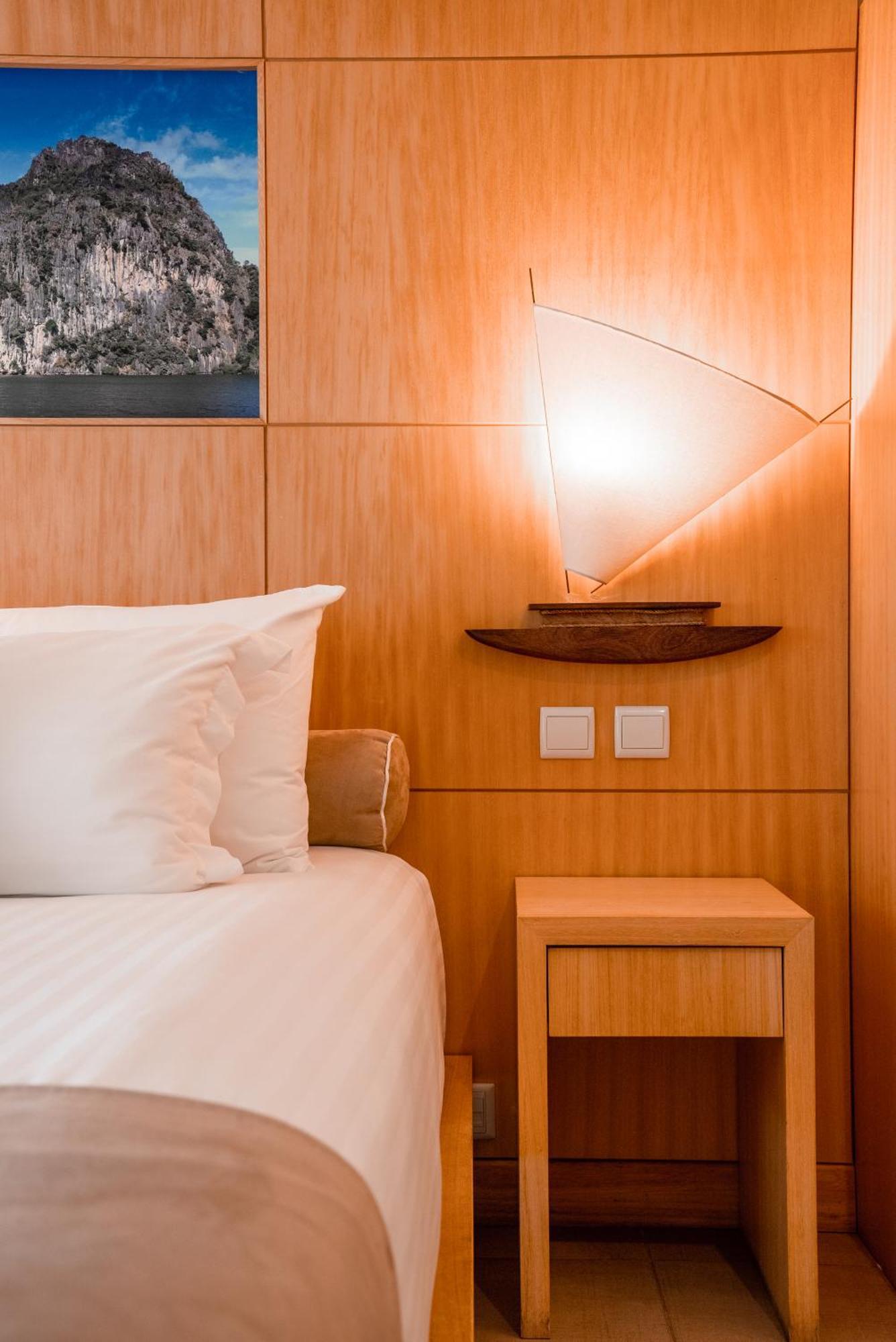 โฮเต็ลเลอลากอน Hotel นูเมีย ภายนอก รูปภาพ