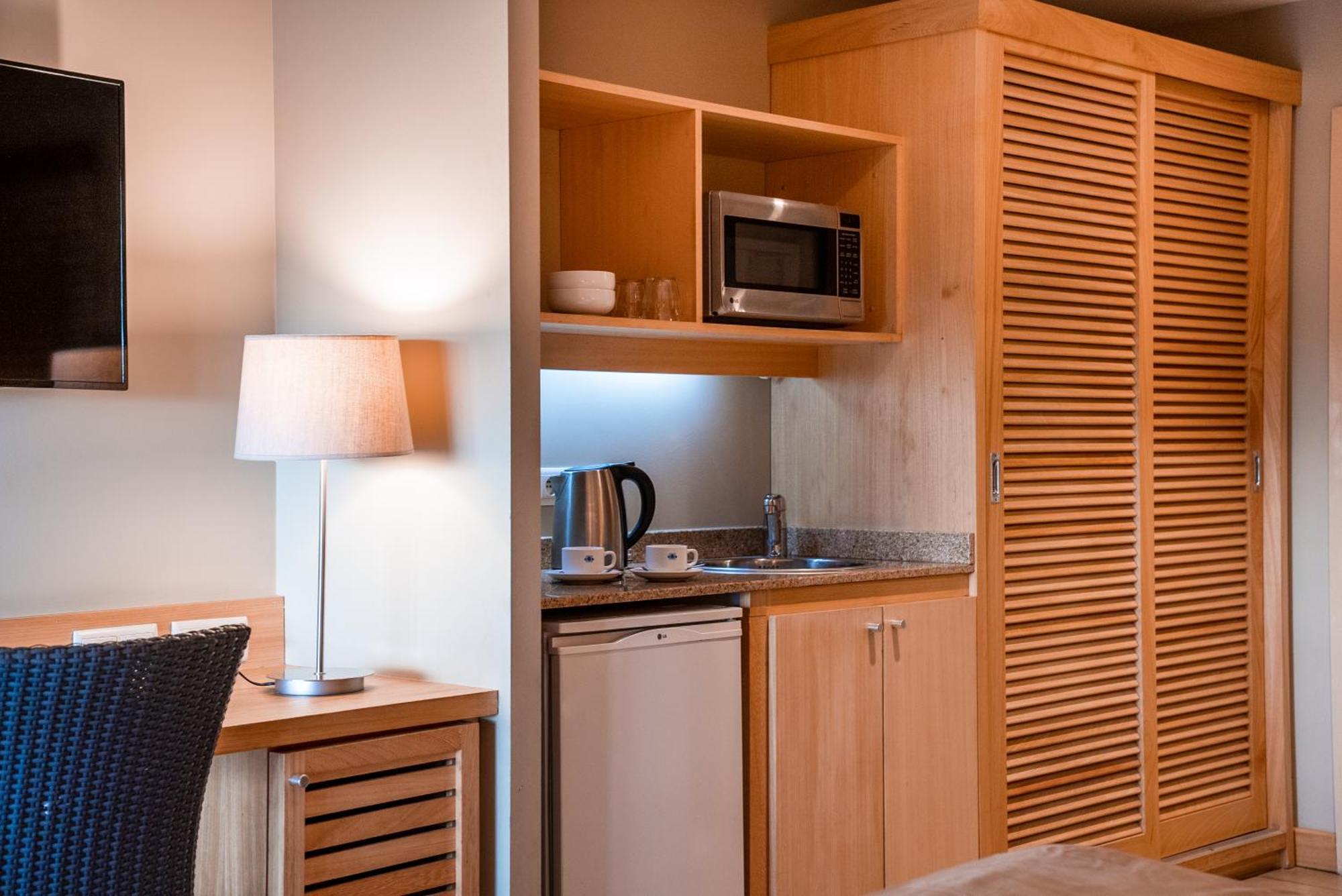 โฮเต็ลเลอลากอน Hotel นูเมีย ภายนอก รูปภาพ